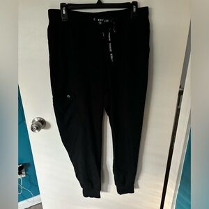NWOT Med Couture Scrub Pants